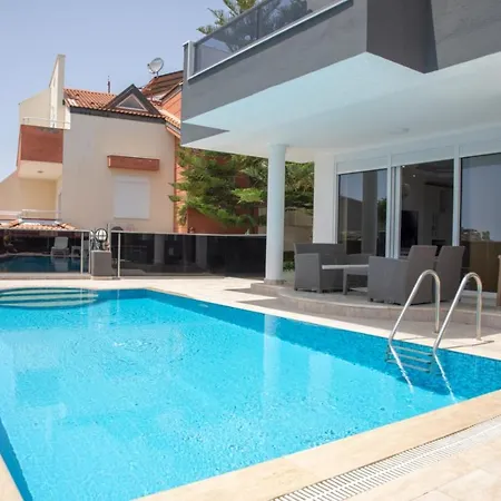 Sunrise Hill With Private Pool ヴィラ *